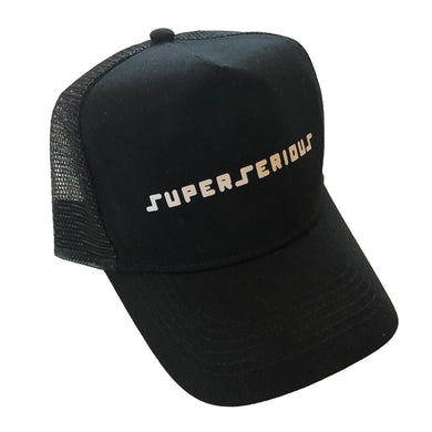 Superserious – Derhúfa